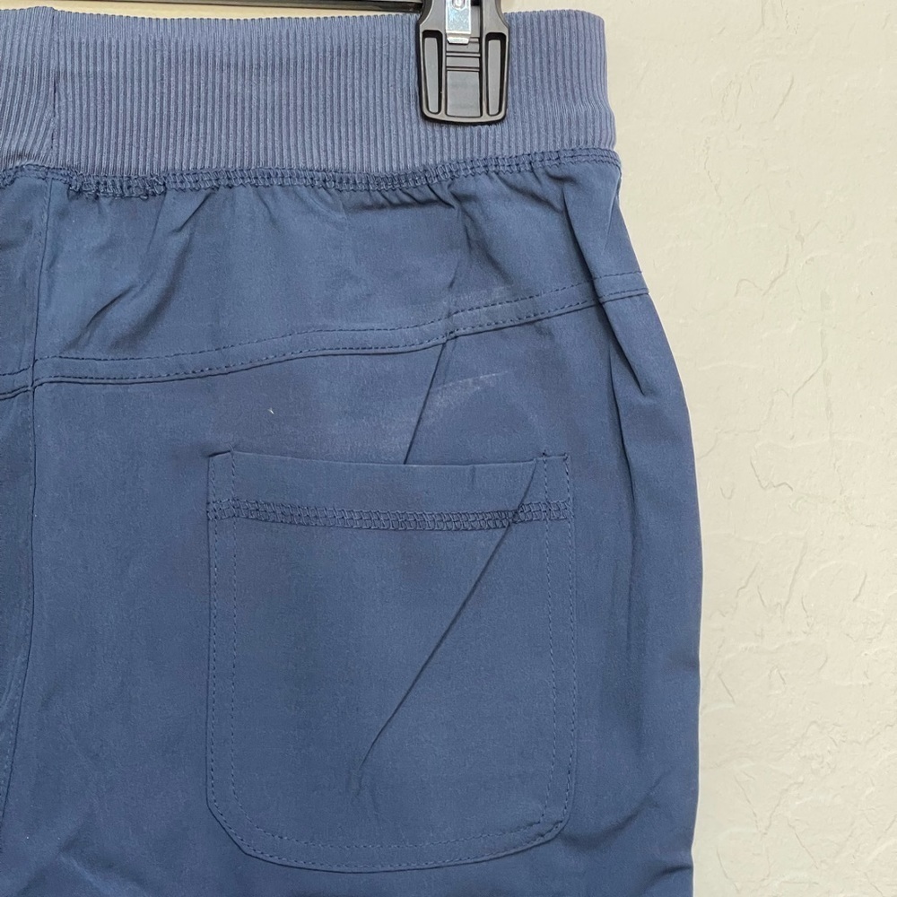 Halara High Waisted Drawstring Side Pocket Commute Joggers size small - Picture 6 of 9